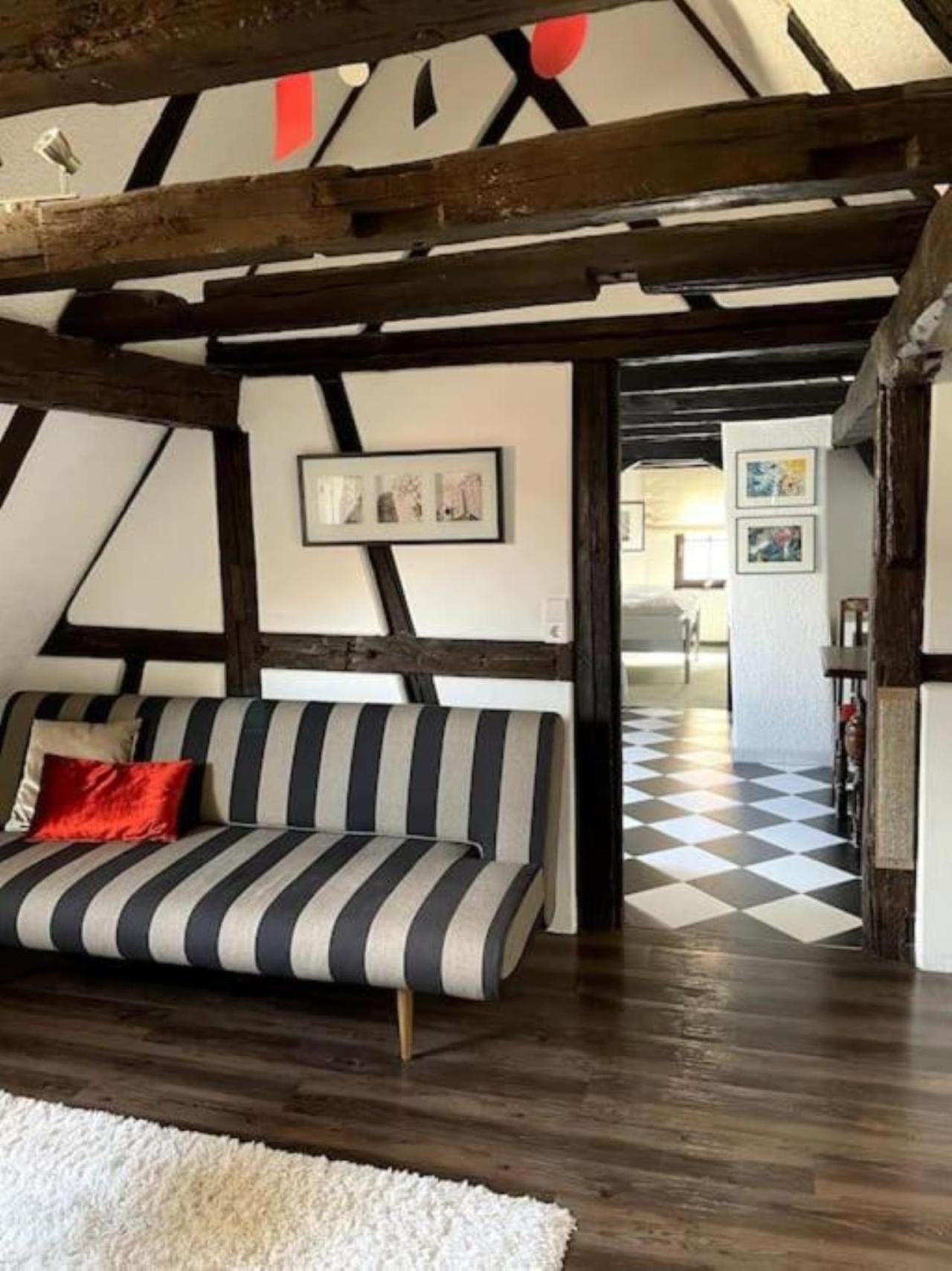 Ferienwohnung Im 'Schmoller - Hof' Neustadt an der Weinstraße Exteriör bild